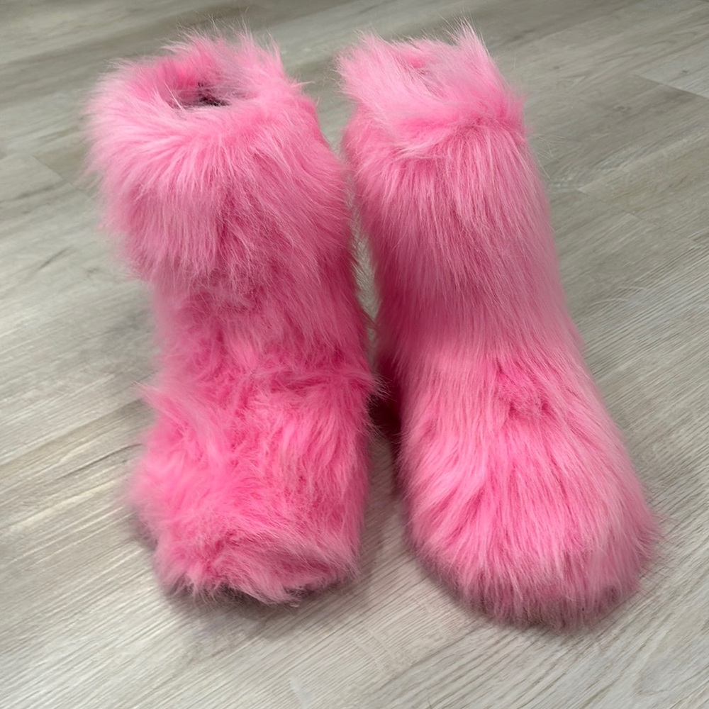 Fuzzy Pink Boots